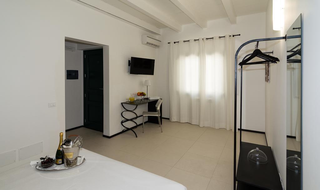 B&B Alla Stazione Palermo Dış mekan fotoğraf